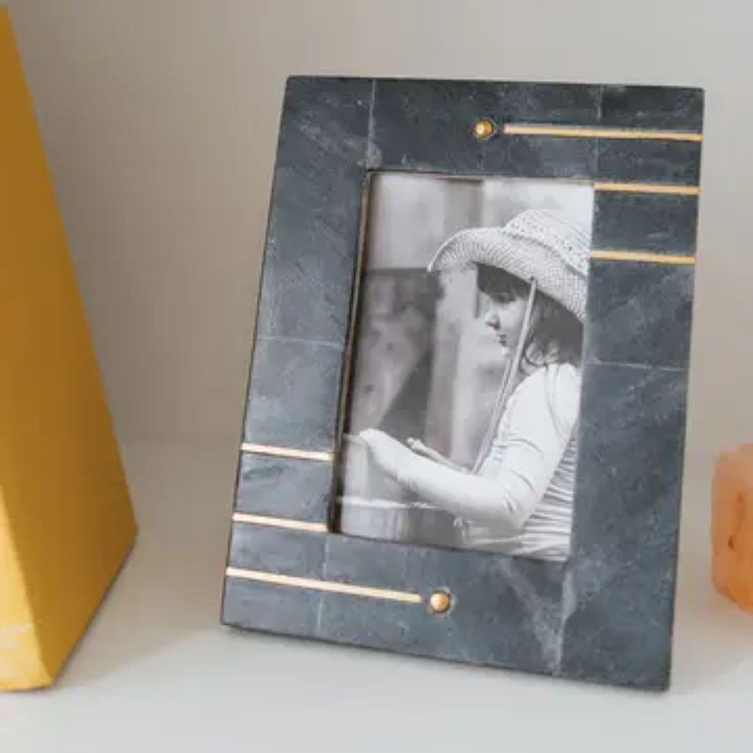 4x6 Grey Picture Frame - Carved Marble Brass Inlay